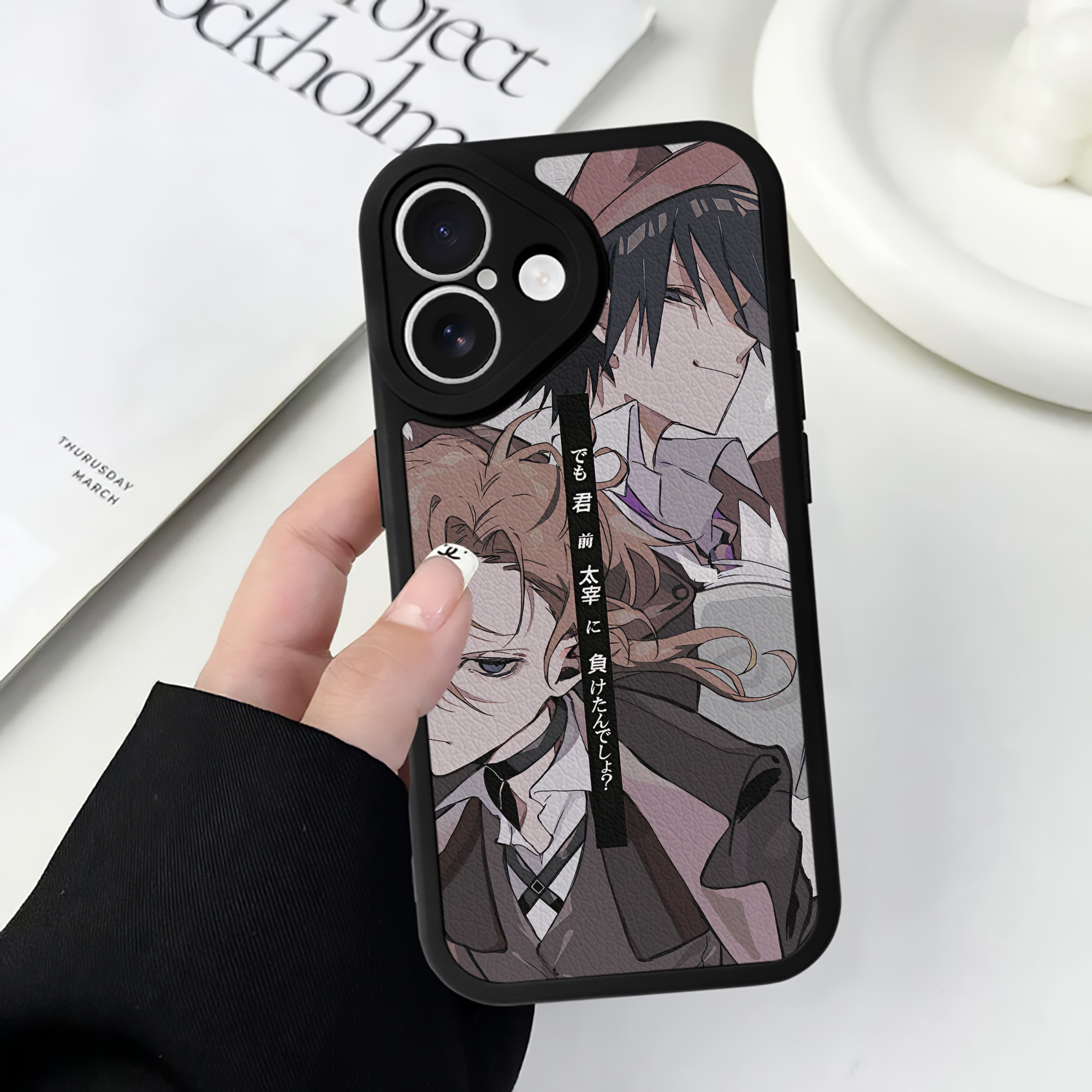 （画像用） 文豪ストレイドッグス Bungo Stray Dogs 【iPhone 16シリーズ対応】シリコンスマホケース（レザー調） 材質：シリコン